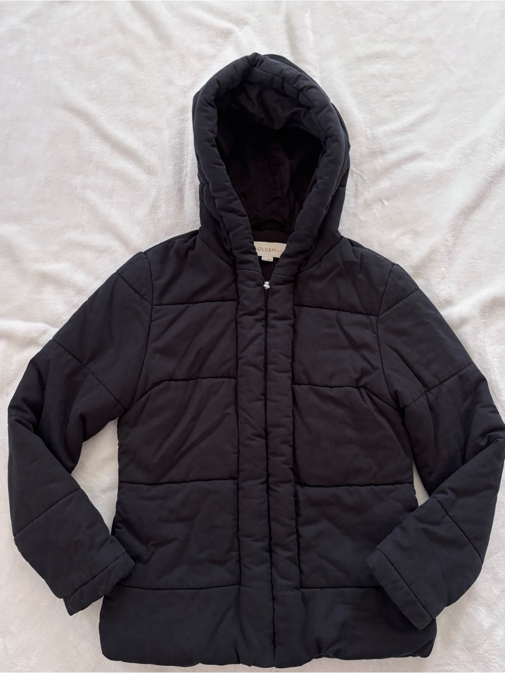 Aritzia Golden by TNA Quilted puffer coat